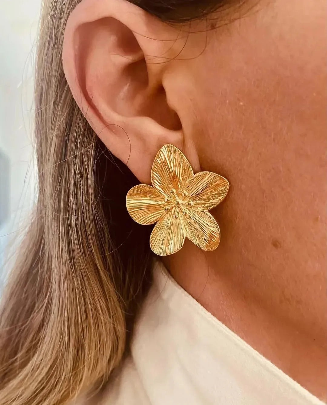 Oorbellen Statement Bloem Goud