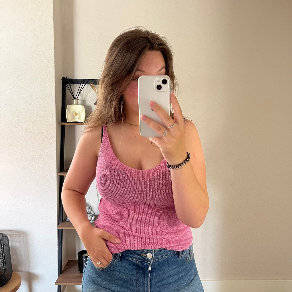 Top Mila Roze
